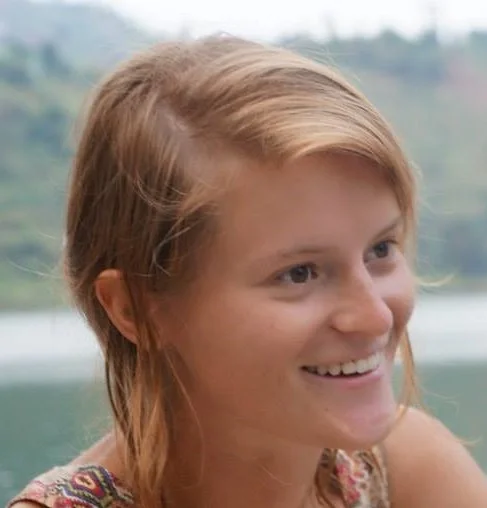 Dr. Louise Achten